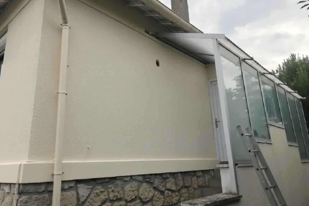 Peinture Façade Silicate : Keim vs Zolpan Comparatif 2026