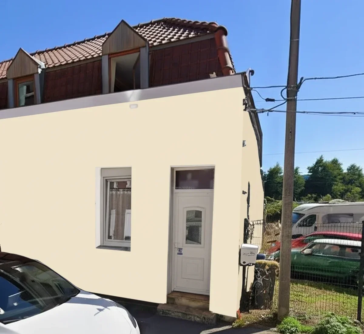 Peinture Façade 2026 : 4 Types Comparés (15-45€/L)