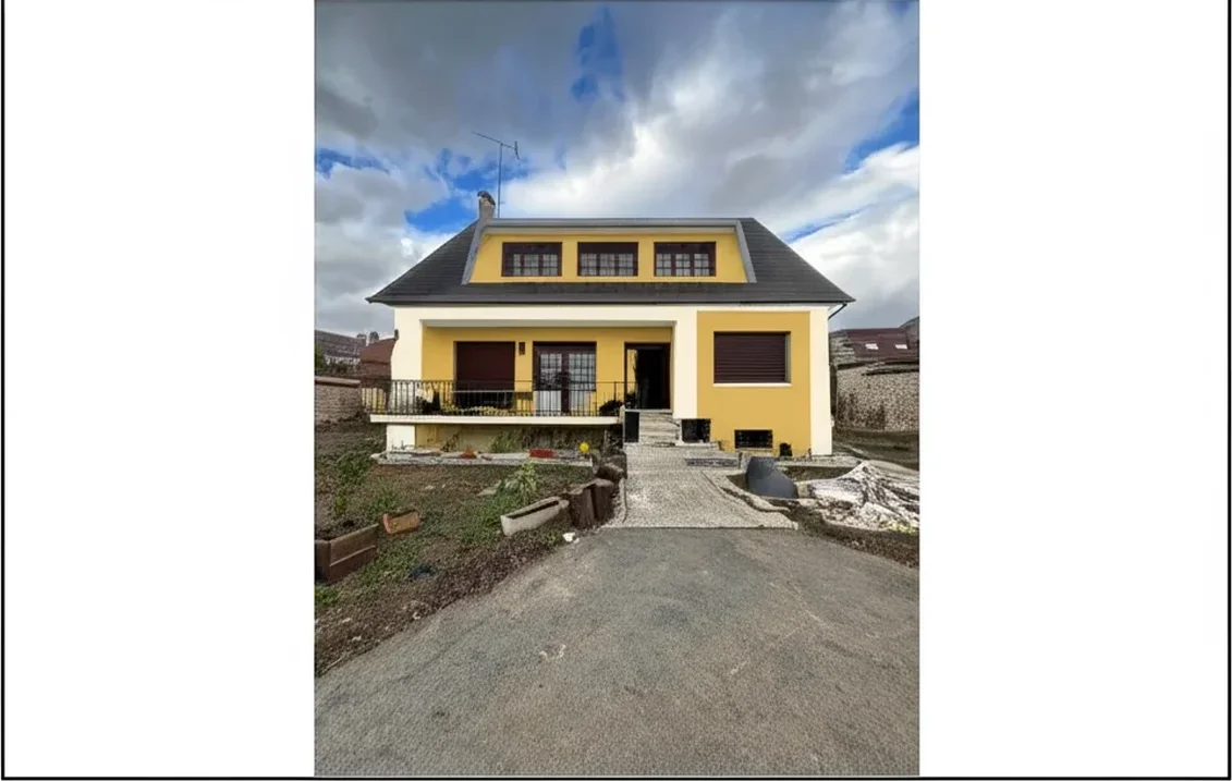 Vinyl Siding vs Wood Siding: 2026 Cost & Maintenance