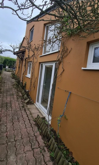 Façade en Marron Glace après simulation couleur (IA)