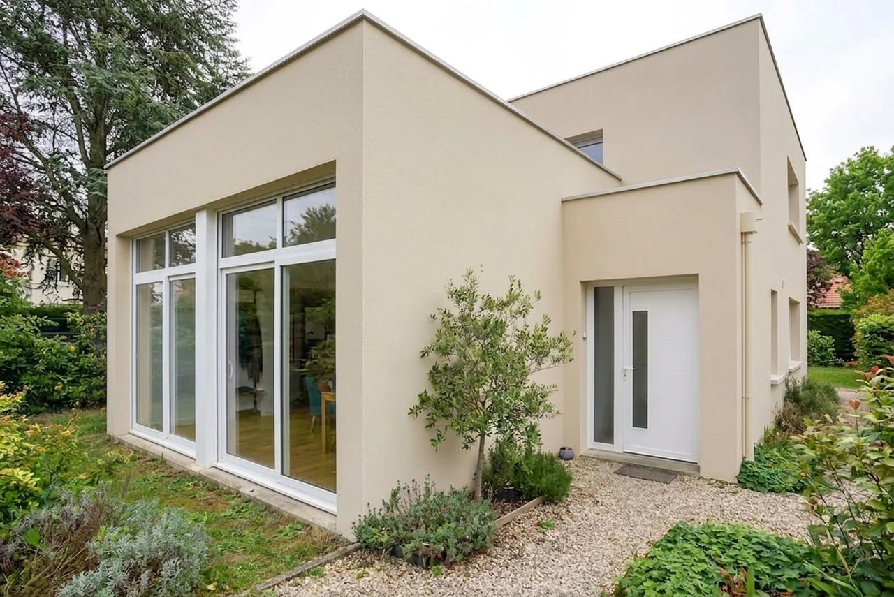 Façade en Sable après simulation couleur (IA)