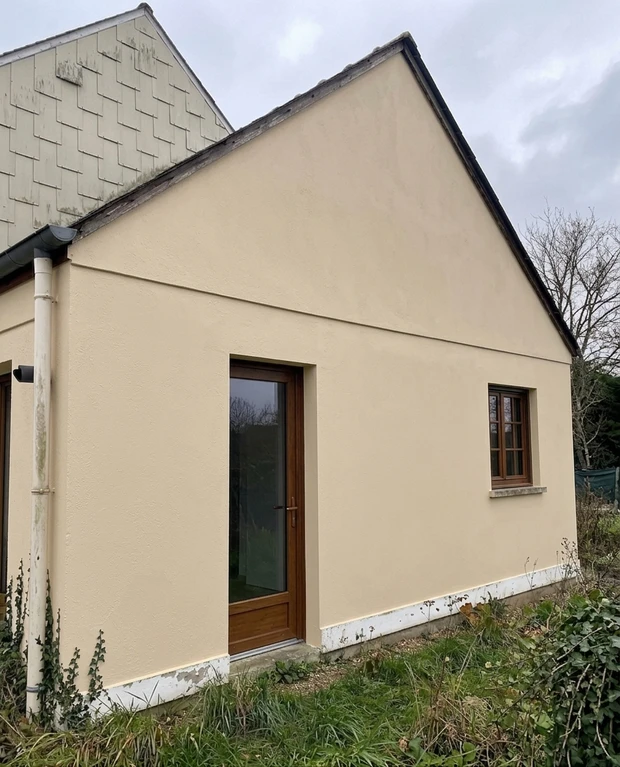 Sandbeige + Dunkelbraun - Landhaus Modern
