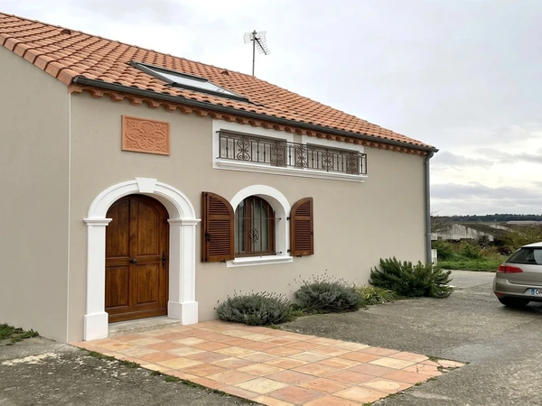Mediterranean stucco facade in BM Stone House warm greige, AI colour preview