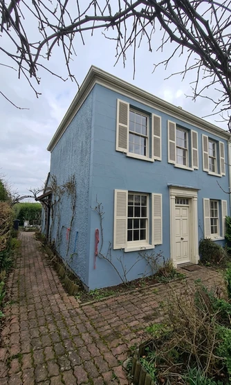 Williamsburg Blue + Cream - Colonial